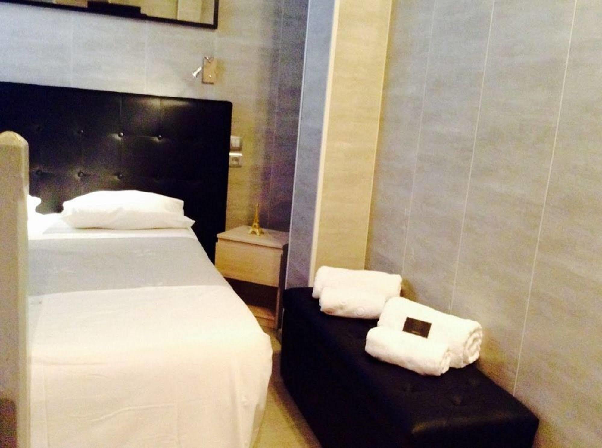 Hotel Gofen パリ エクステリア 写真